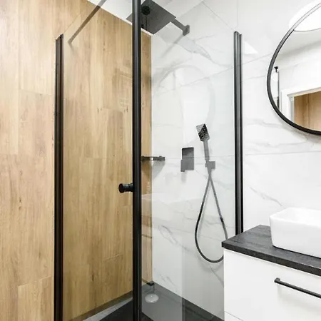 Daire Golden Apartments&glamping-kw46